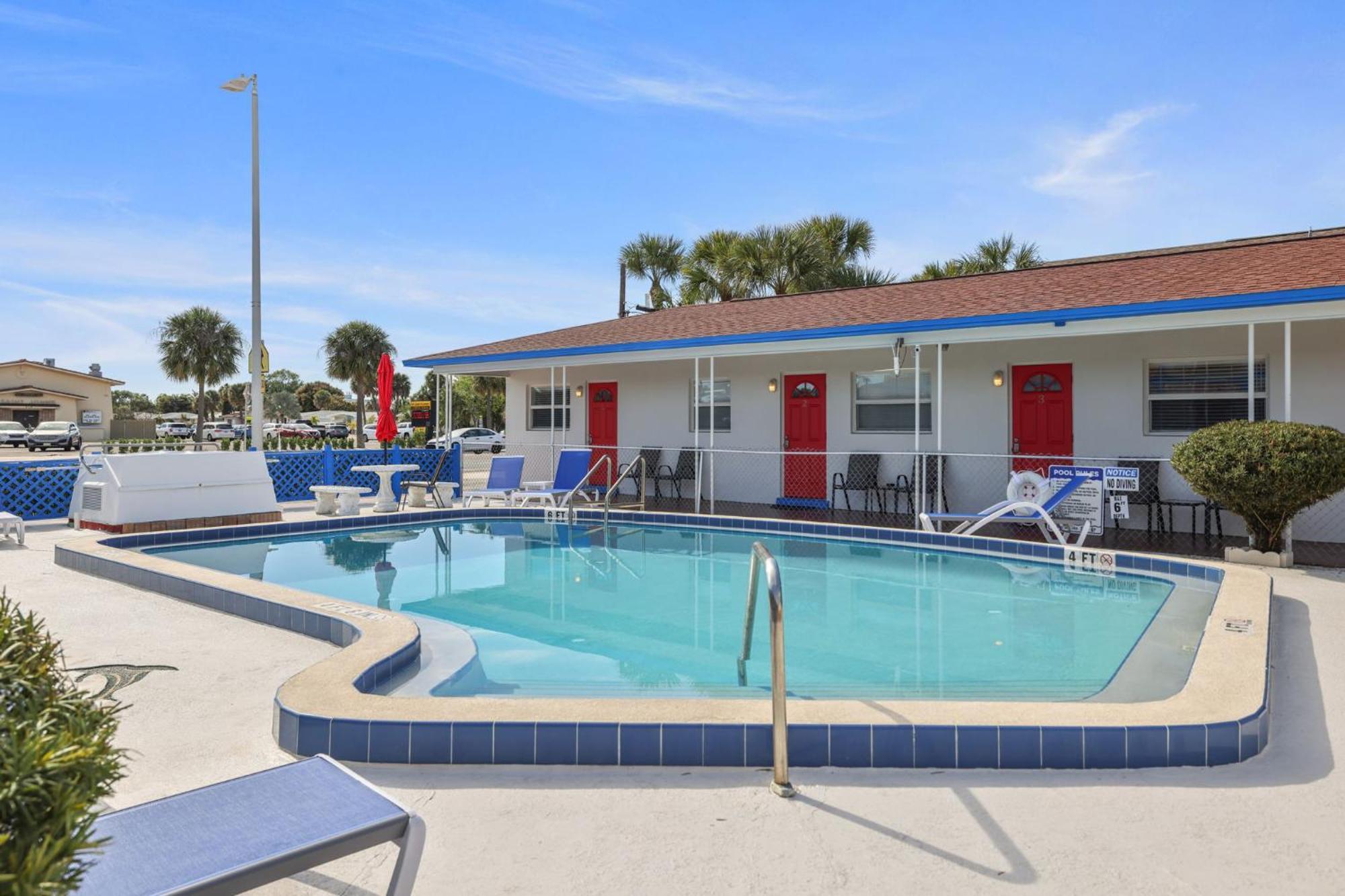 Sun Island Motel St. Pete Beach Dış mekan fotoğraf
