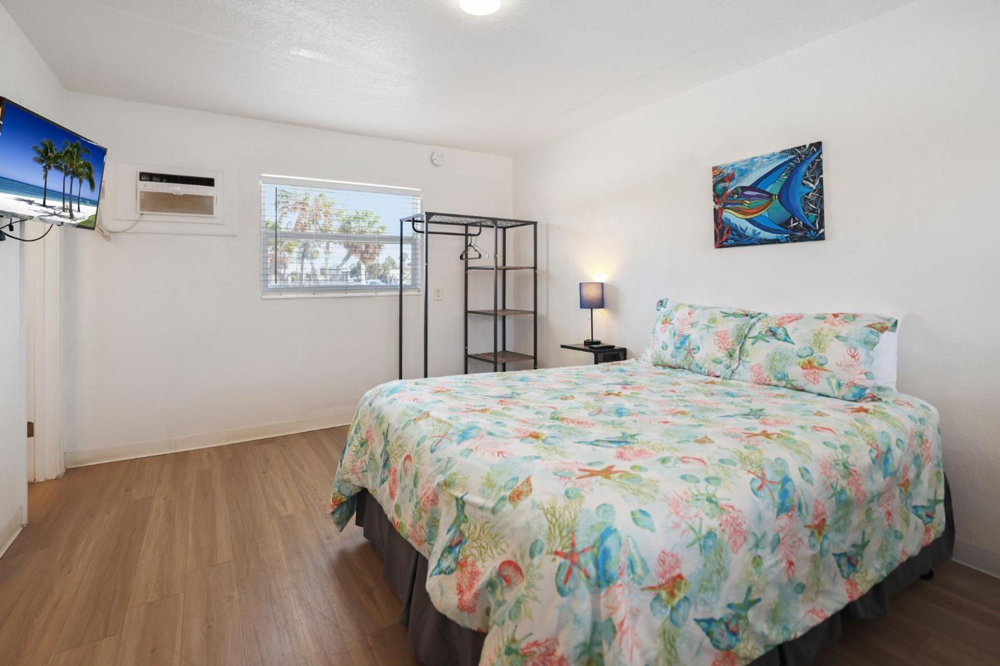 Sun Island Motel St. Pete Beach Dış mekan fotoğraf