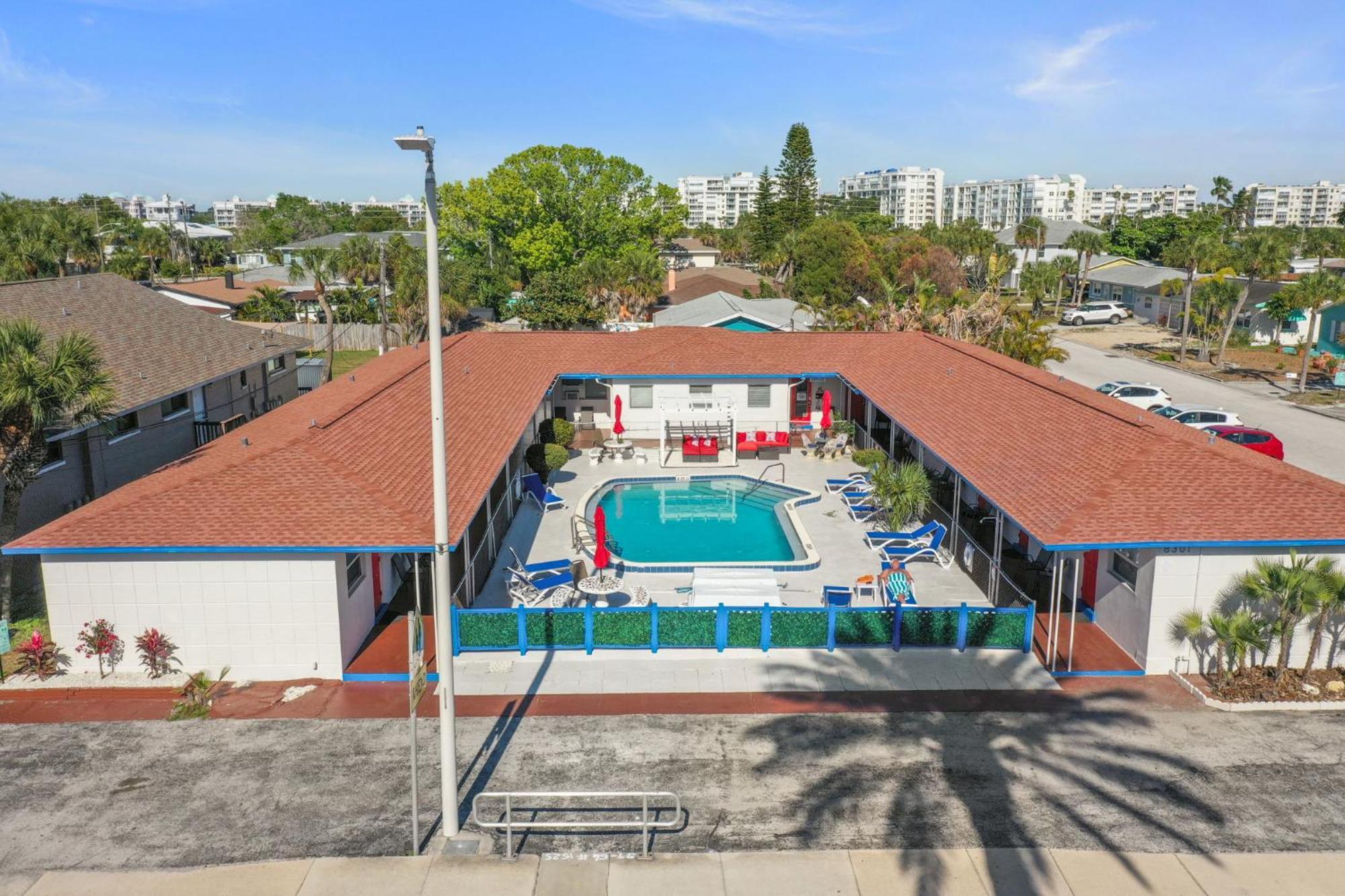 Sun Island Motel St. Pete Beach Dış mekan fotoğraf