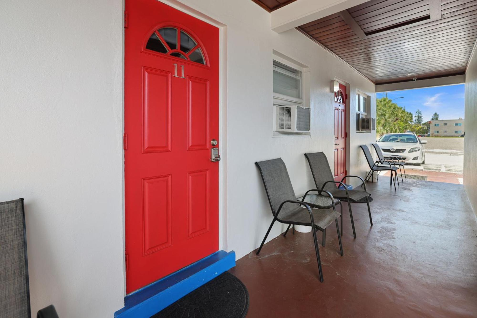 Sun Island Motel St. Pete Beach Dış mekan fotoğraf